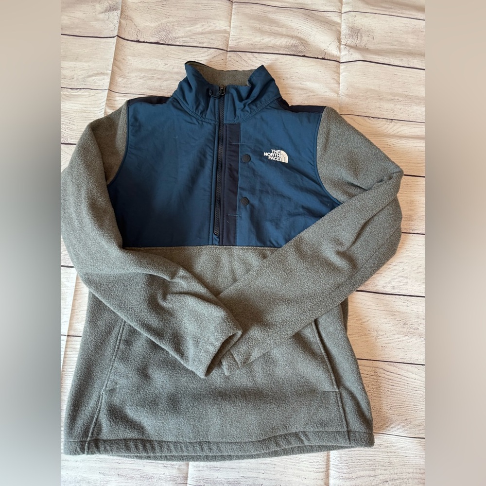 NWOT Women's Glacier Fleece North Face 1/2 Snap